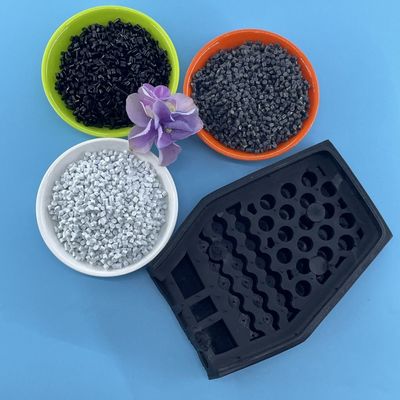 Matériaux recyclés GRS Résine thermoplastique de polyuréthane TPU 95A à propriétés résistantes aux huiles, à l'eau et aux moisissures