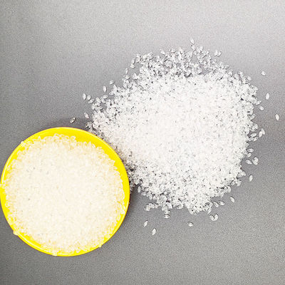 Pellets d'extrusion en plastique TPU à haute transparence écologique pour cuir à chevilles