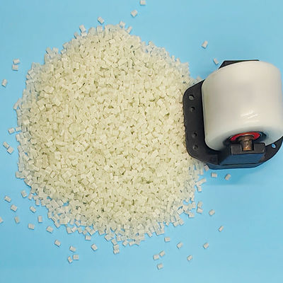 Billes d'injection plastique TPU assorties aux couleurs OEM en vrac, granulés colorés, matière première TPU, granulés TPR