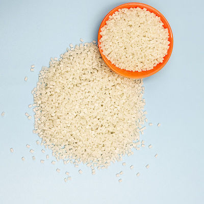 Billes d'injection plastique TPU assorties aux couleurs OEM en vrac, granulés colorés, matière première TPU, granulés TPR