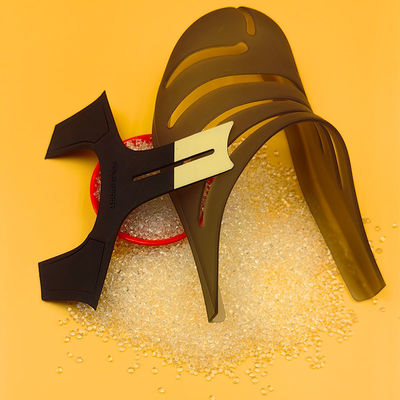 Matière première TPU personnalisable offrant une haute résistance aux chocs et à l'usure pour des solutions légères de moulage par injection