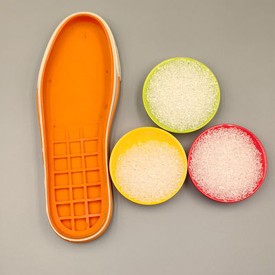 Matière première en polyuréthane thermoplastique (TPU) avec des caractéristiques de résistance à l'huile, à l'eau et aux moisissures, et une haute résistance aux chocs