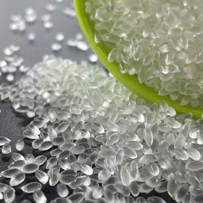 TPU résistant aux UV Matériau brut Pellets de plastique blanc pour le moulage par extrusion