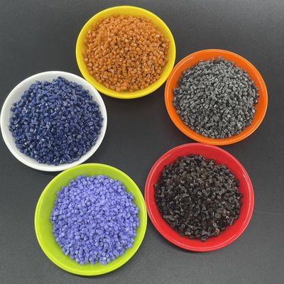 Shore A 60-95 Pellets de matching de couleur TPU flexibles avec une excellente résistance à l'abrasion