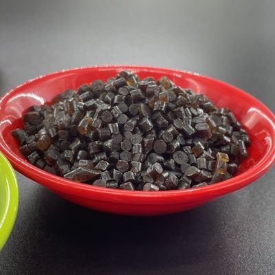 Granule de TPU pour le moulage par injection renforcée de fibres de verre Rétardant de flamme et stabilisateur UV pour semelles de chaussures et plus