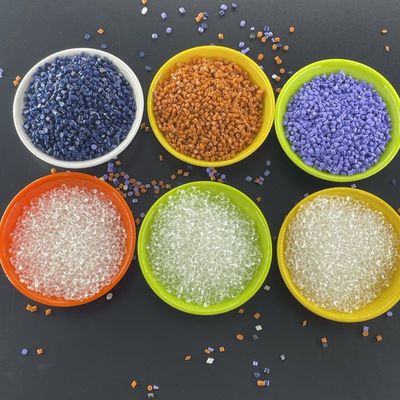 TPU moulé par injection de couleur personnalisé avec flexibilité et allongement de 500 à 700%