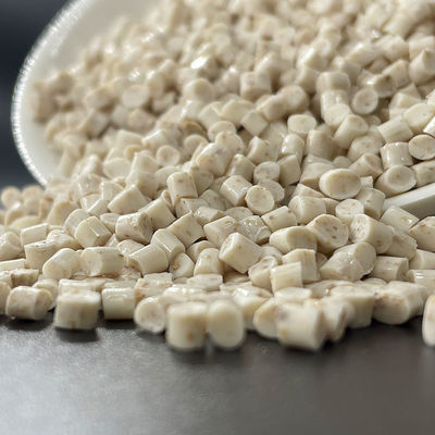 Des granulés de TPU assortis de couleur offrant des échantillons gratuits à des prix compétitifs et d'excellentes propriétés mécaniques pour l'industrie