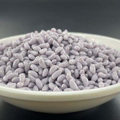 Polymère TPU à fibres haute résistance à la traction avec une résistance exceptionnelle à la déchirure, à l'allongement et à l'hydrolyse pour des composants durables