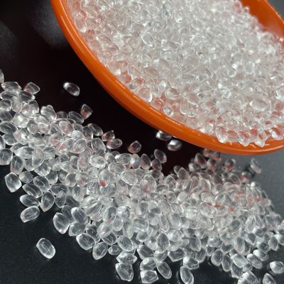 Matériau pour le moulage par extrusion de particules de résine de TPU