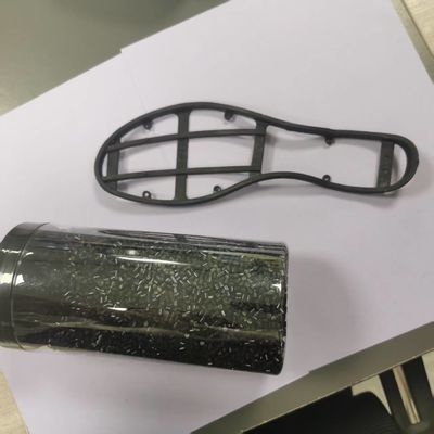 Matériau TPU conducteur noir flexible Excellente résistance chimique matière première pour chaussures