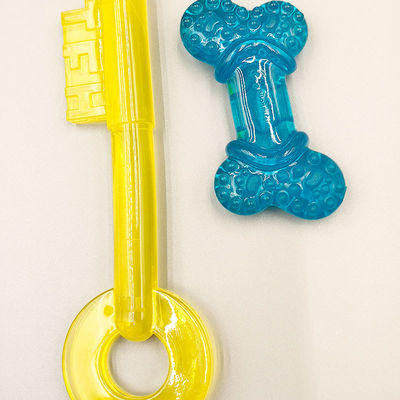 Jouets pour animaux de compagnie en TPU à haute transparence Transparence d'environ 5-6 mm, bon rebond, excellente ténacité