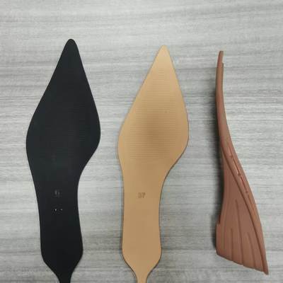 Prix de fabrication 55A-74D Dureté TPU Matière première polyuréthane Couleur d'origine Noir Couleur Rebond Résistance à l'usure pour semelles de chaussures