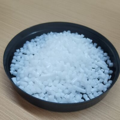 Granulés de polyuréthane thermoplastique TPU vierges 64D en vrac ignifuges TPEE TPU échantillons gratuits grade UL94-V0
